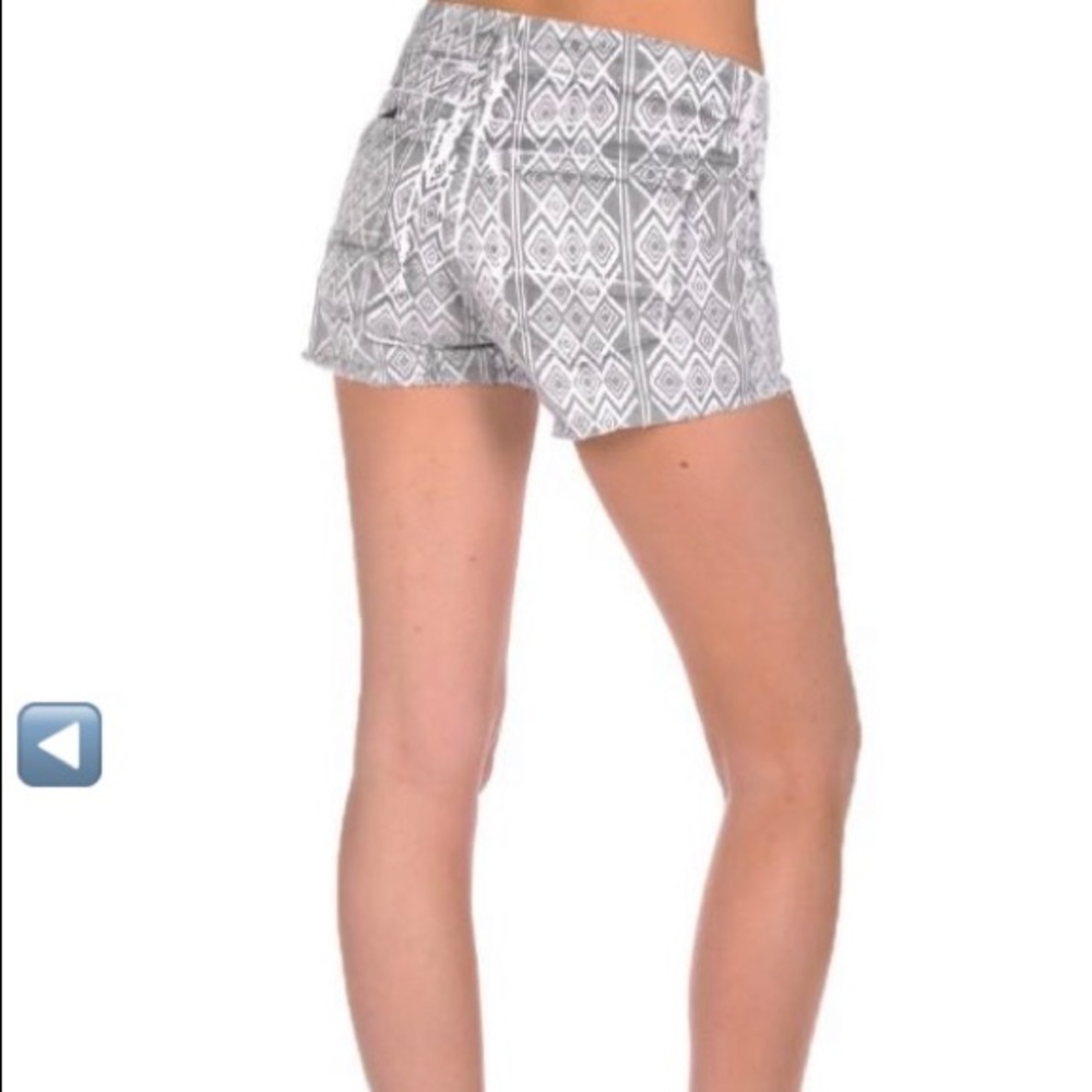 Short printed twill - Picture 2 of 5